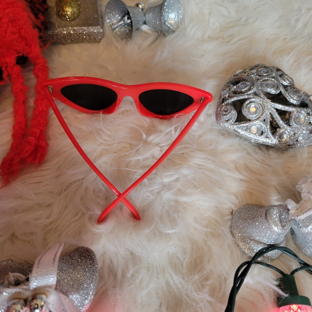Sunglasses - Picture 2 of 2